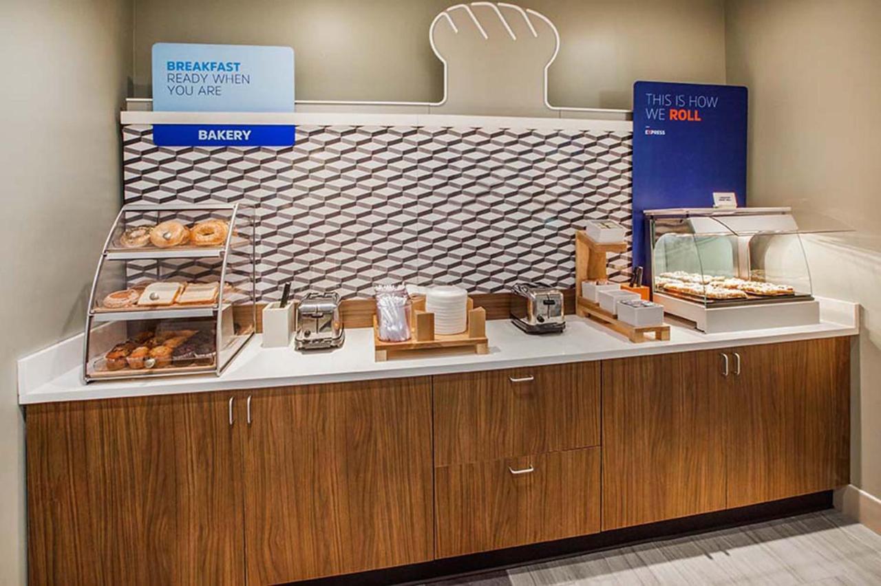 Holiday Inn Express Hotel & Suites Montgomery Boyd-Cooper Parkway By Ihg מראה חיצוני תמונה